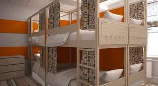 Гостиница Hostel #1 on Baklanovsky Prospekt Новочеркасск Спальное место на двухъярусной кровати в общем номере для мужчин и женщин-1